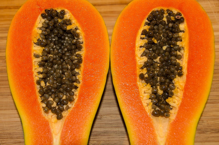 Papaya Seeds for Parasite Cleanse: How Many & How to Use?