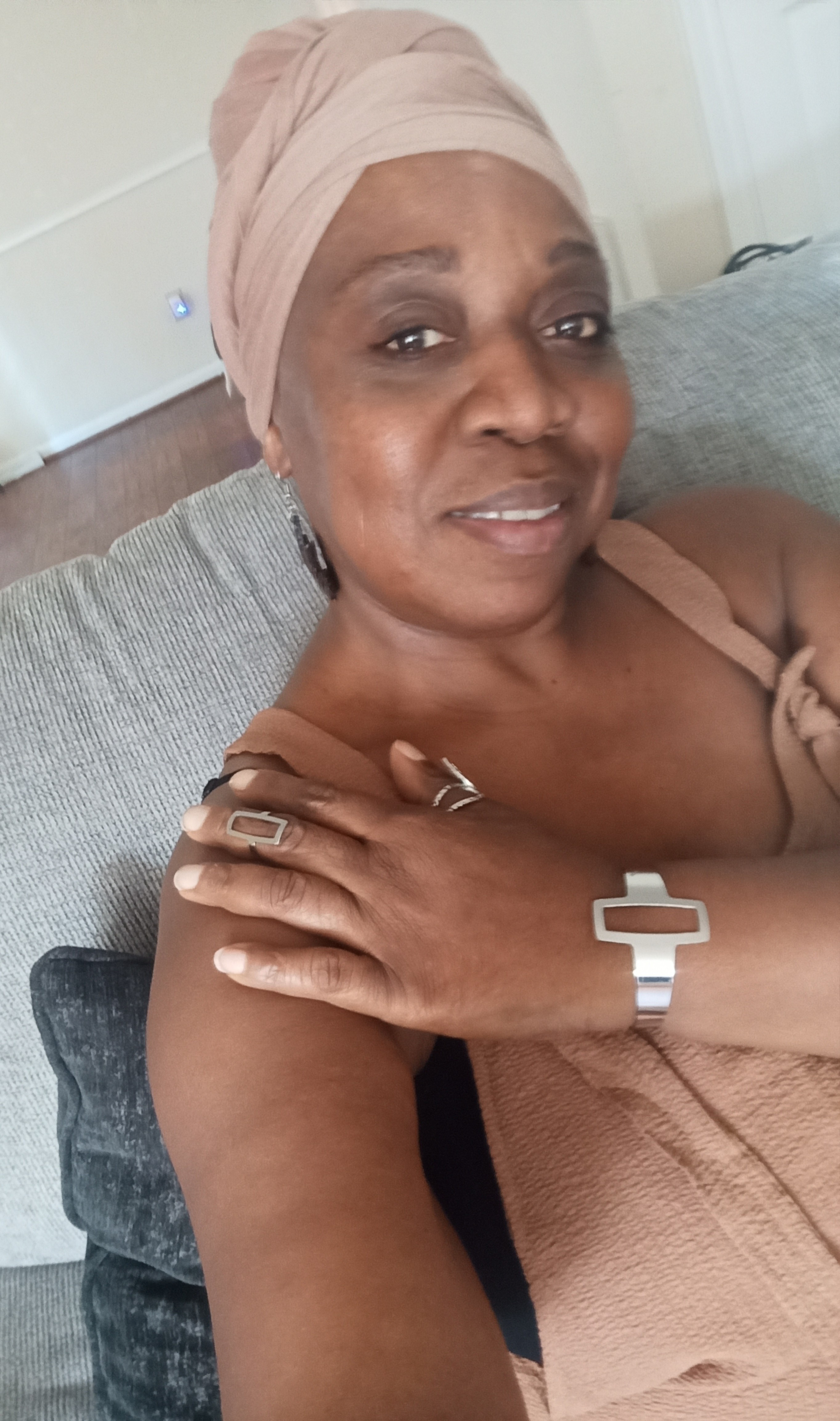 Karen "Wizdom" Hunter Profile Picture